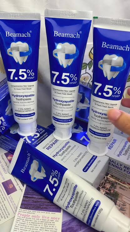 ¡Hola! Quería felicitarlos por este producto. Llevo 2 semanas recomendando la pasta Beamach Azul con 7.5% nHAP a mis pacientes con sensibilidad aguda y los cambios en el esmalte han sido increíbles.